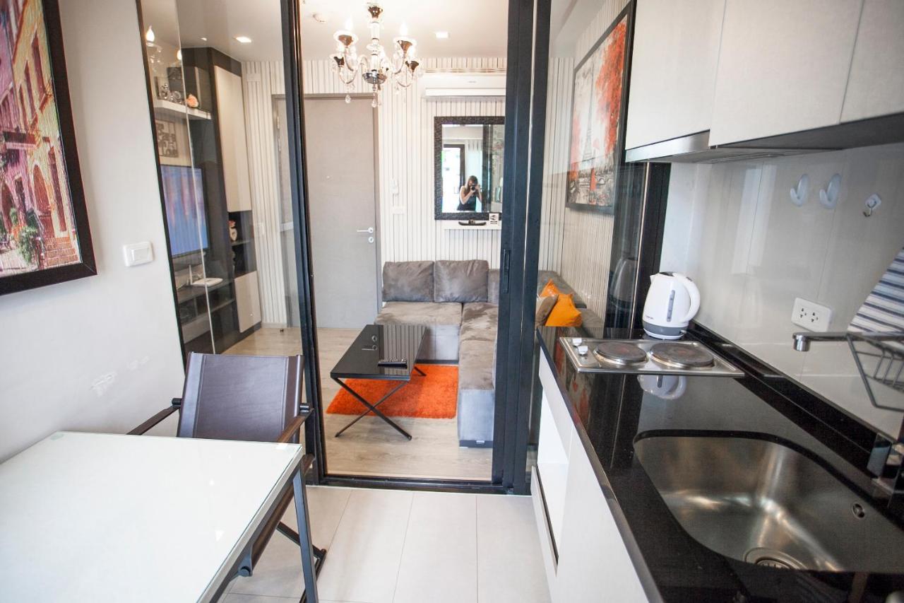The Base Apartemen *