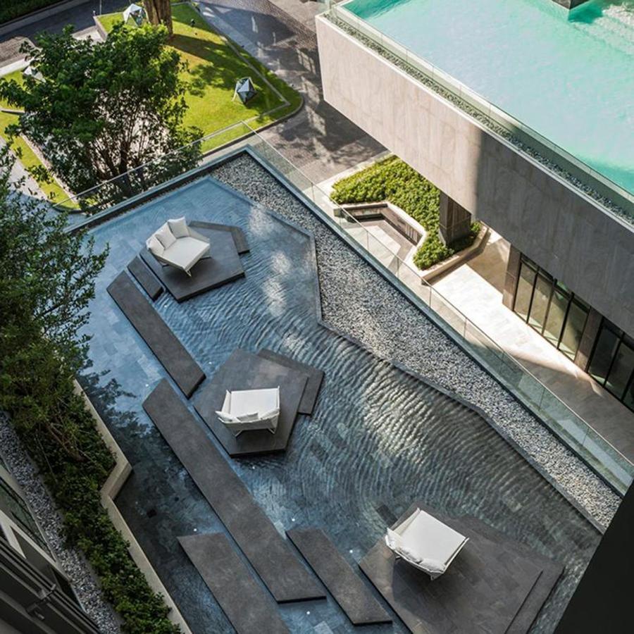 The Base Apartemen *